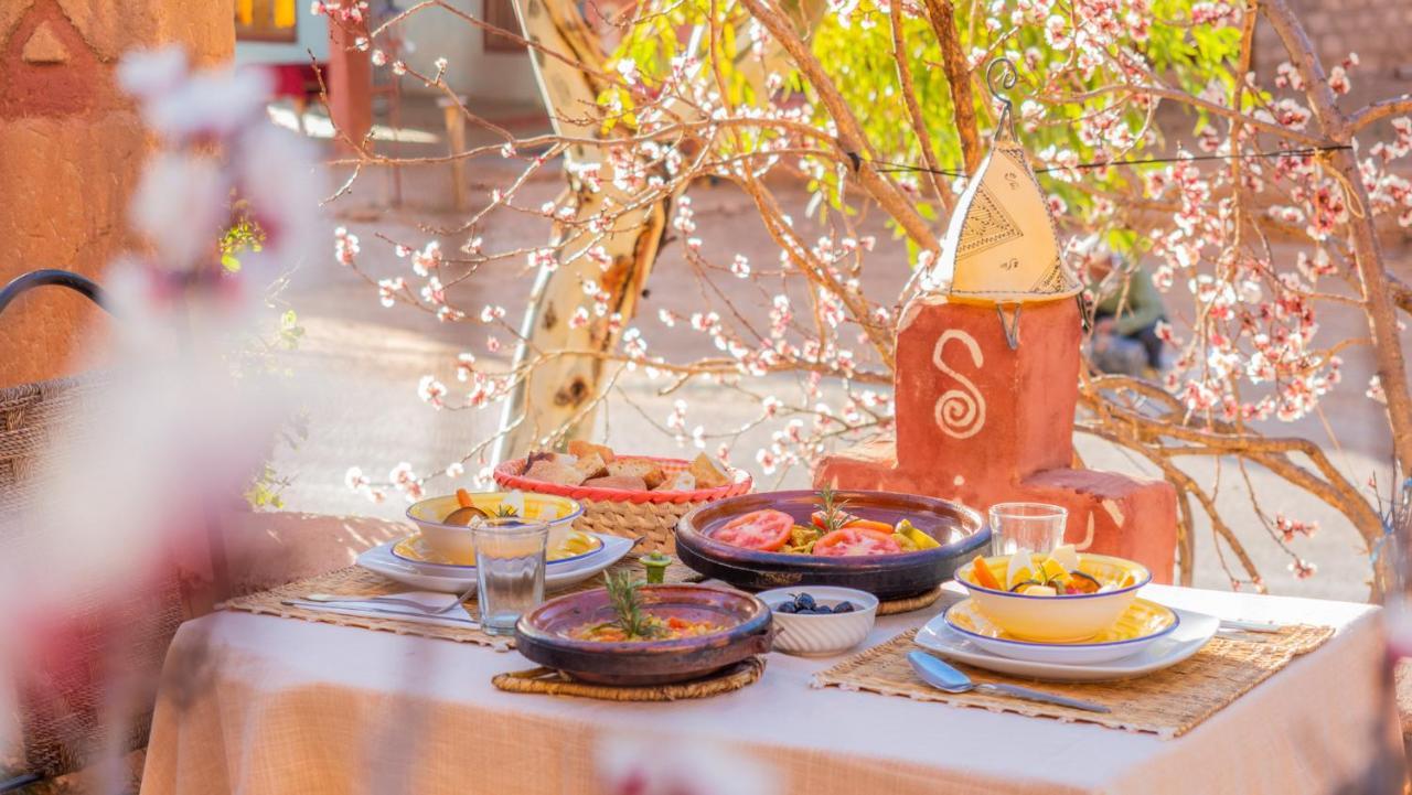 Riad Kasbah Des Roches Akhendachou n'Ait Ouffi Kültér fotó